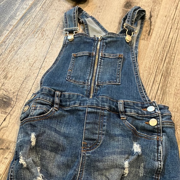 Jean - Picture 1 of 1